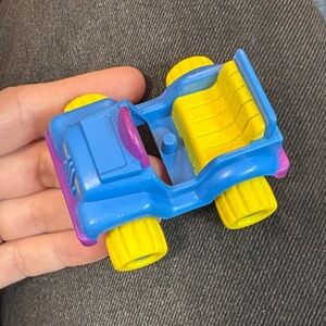 Vintage McDonald’s GarfieldJeep Blue Yellow Happy Meal Toy Car 2.75" Long 1988